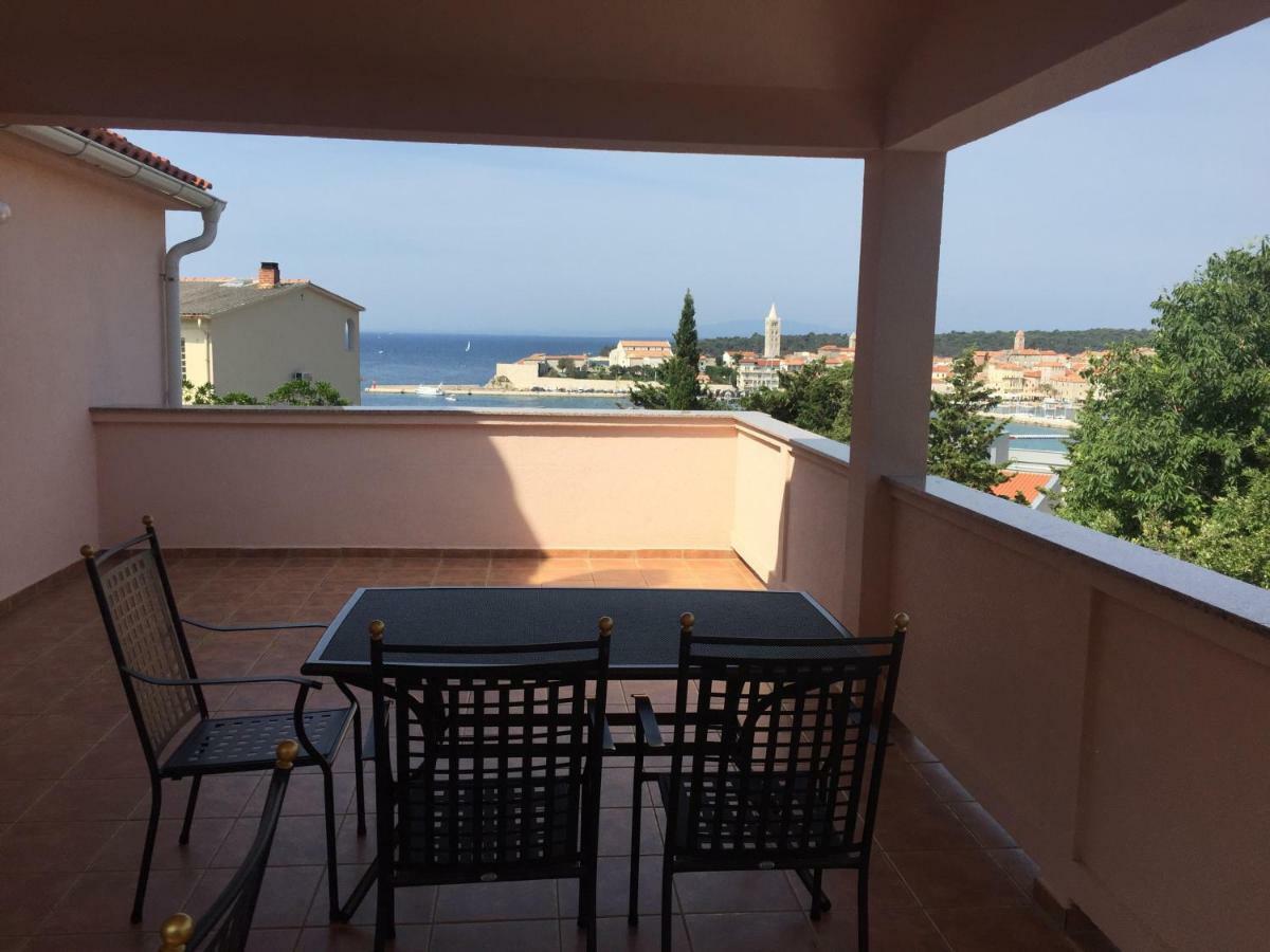 Apartment And Rooms Milak 拉布 外观 照片