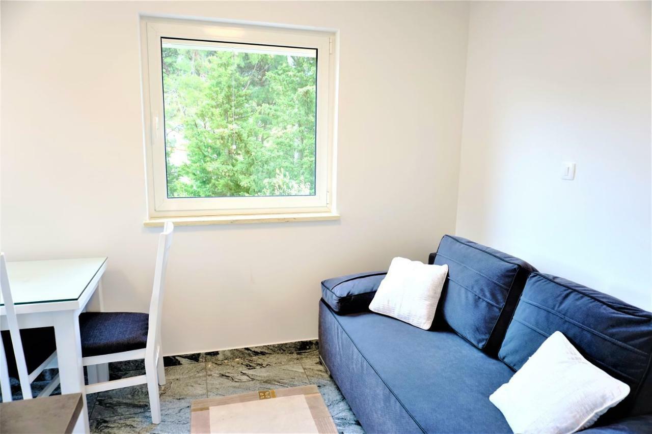 Apartment And Rooms Milak 拉布 外观 照片